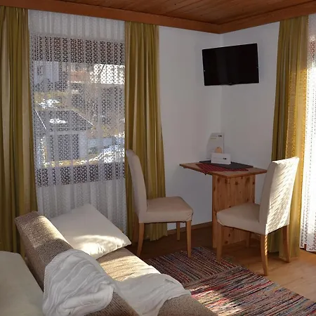 Privatunterkunft Landhaus Rieder *